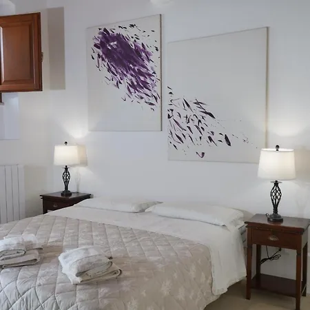 Palazzo Salvatori 4*