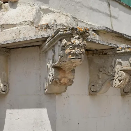 Palazzo Salvatori Guest house Soleto